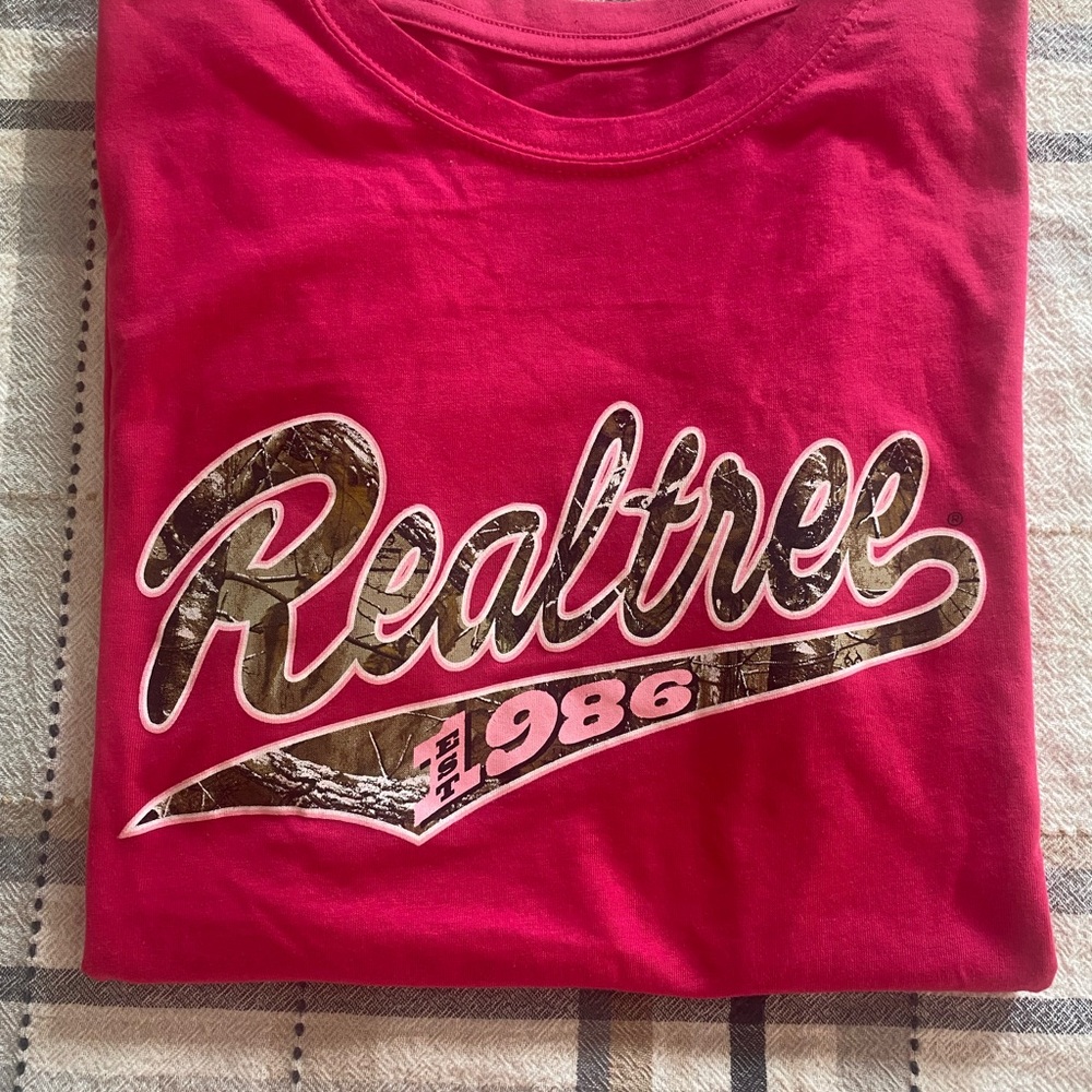 Realtree Red Graphic T-Shirt